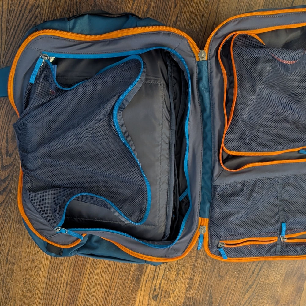 Cotopaxi Blue Alpa 35L Travel Backpack - Picture 2 of 7